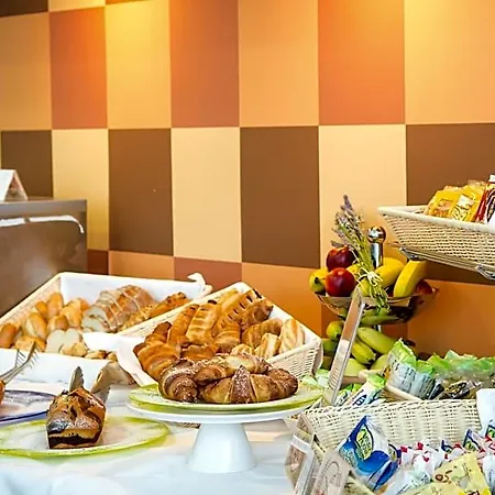 Otel Concorde 4*